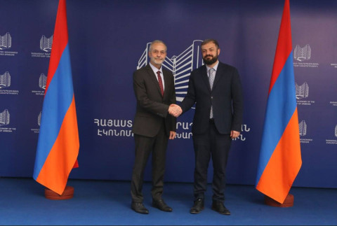 Gevorg Papoyan Slovakiya səfiri ilə iqtisadi əməkdaşlığın əsas məsələlərini müzakirə edib