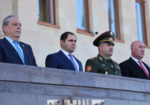 Сурен Папикян принял министра обороны Кипра Василиса Пальмаса