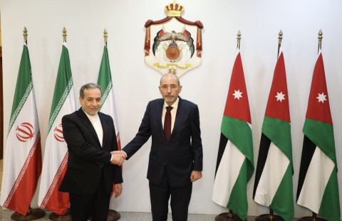 Iran's FM meets Jordanian counterpart in Amman