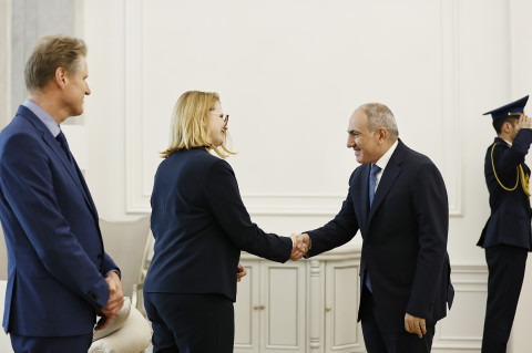 German Government attaches importance to continued deepening of relations with Armenia: Ambassador to Prime Minister of Armenia