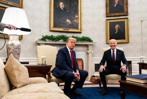 Trump transition team signs agreement to begin takeover from Biden