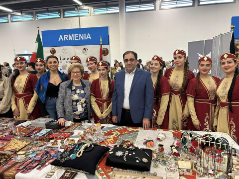 Հայաստանի ազգային տաղավարը ներկայացվել է ՄԱԿ-ի Կանանց միության բարեգործական տոնավաճառին