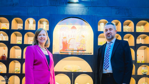 US Ambassador got acquainted with craftsmanship of medieval Armenia in Matenadaran