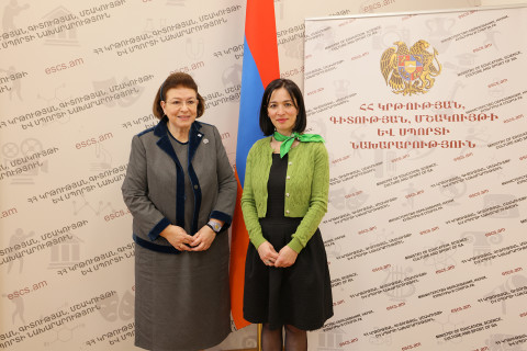 Հունաստանի մշակույթի նախարարը Հայաստանում է. քննարկվել են համագործակցության ուղիները
