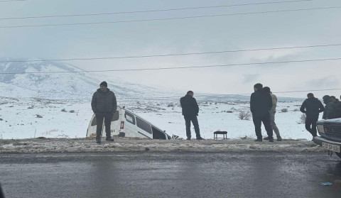 Երևան-Ապարան երթուղին սպասարկող GAZel-ի վթարից տուժած քաղաքացիների կյանքին վտանգ չի սպառնում. ԱՆ