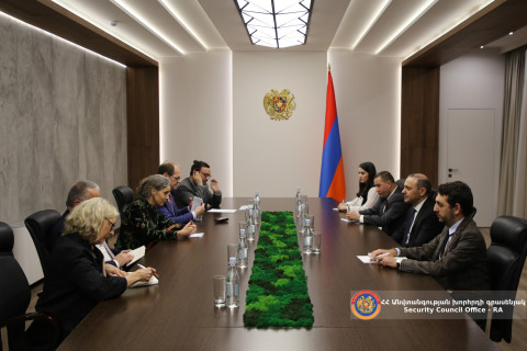 Արմեն Գրիգորյանն ու  ԵՄ հատուկ ներկայացուցիչը քննարկել են տարածաշրջանային ենթակառուցվածքների ապաշրջափակման հարցը