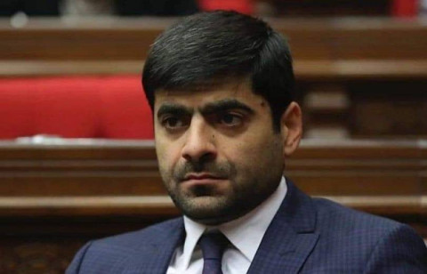 Ավտովթարի հետևանքով մահացել է պատգամավոր Մհեր Սահակյանը