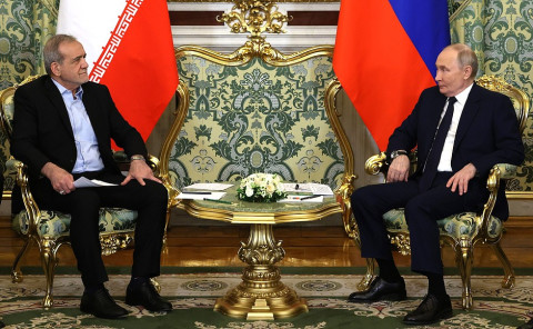 Vladimir Putin və Məsud Pezeşkian Kremldə görüşüb