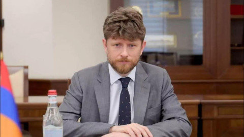 24 տարի առաջ այս օրը Ֆրանսիան ճանաչեց Հայոց ցեղասպանությունը. Դըկոտինյի