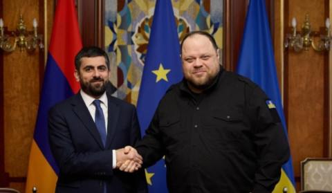 Руслан Стефанчук выразил свою безоговорочную поддержку сохранению территориальной целостности Армении