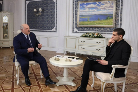 Lukaşenko Putin, Zelenski və Trampı danışıqlar üçün Minskə dəvət edib