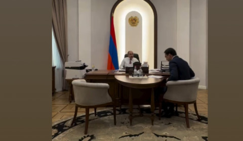 Նիկոլ Փաշինյանը հանդիպում է ունեցել Տիգրան Ավինյանի հետ