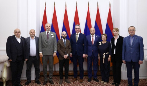 Чехия заинтересована в мирных переговорах между Арменией и Азербайджаном: Ондржей Бенешик