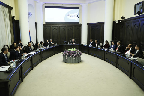 Վարչապետի գլխավորությամբ քննարկվել է Քաղաքաշինության բնագավառի զարգացման ռազմավարական ծրագրի իրագործման ընթացքը