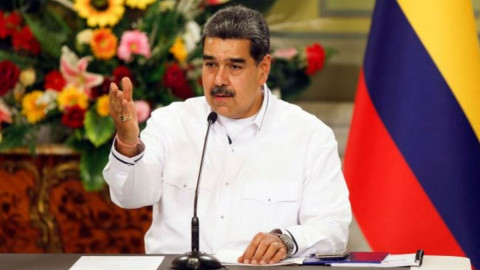 Venezuela's Maduro signs economic emergency decree