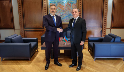 Fidan və Bayramov Ermənistanla Azərbaycan arasında münasibətlərin normallaşdırılmasını müzakirə ediblər
