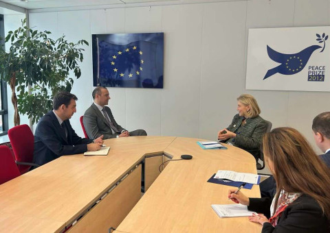 ՀՀ ԱԽ քարտուղարը և ԵՀ նախագահի հատուկ խորհրդականը քննարկել են Հարավային Կովկասի անվտանգային իրավիճակը