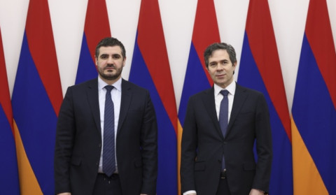 Հունաստանը կարևոր գործընկեր է Հայաստանի համար. Արման Եղոյանն ընդունել է դեսպանին