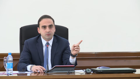 Արցախի փողոցի 4-րդ նրբանցքի վթարային 2 շենքերում խնդրահարույց 5 ընտանիք կա. ինչ է առաջարկում քաղաքապետարանը