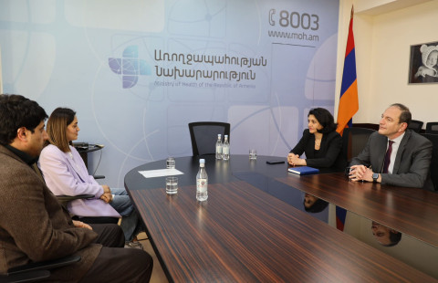 Լենա Նանուշյանը և «Սկրինինգ» աղեստամոքսային քաղցկեղի կանխարգելման հիմնադրամի տնօրենը ստորագրել են համագործակցության հուշագիր