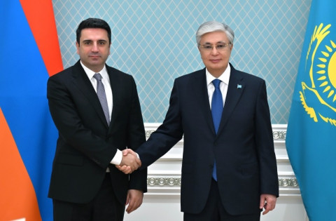 Alen Simonyan meets with President of Kazakhstan Kassym-Jomart Tokayev