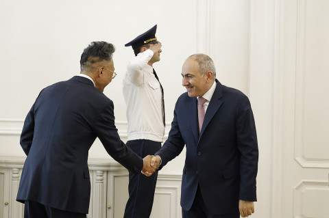 Prime Minister and Chinese Ambassador emphasized importance of increasing direct flights