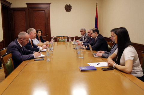 ՊԵԿ նախագահը հանդիպել է Արժույթի միջազգային հիմնադրամի փորձագիտական խմբի ղեկավարի հետ