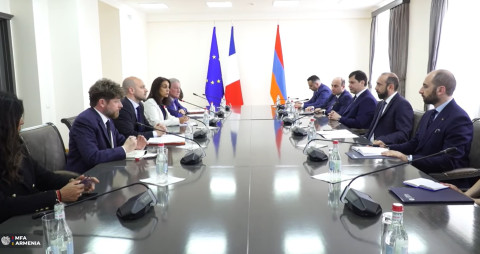 Expanded meeting between Ararat Mirzoyan and Jean-Noel Barrot took place