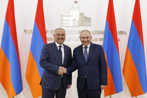 Armenian Prime Minister hosts delegation led by Kyrgyz Parliament Speaker
