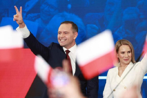 Conservative historian wins Polish presidential vote: BBC