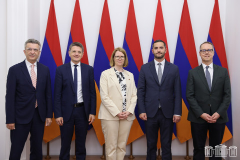 Ruben Rubinyan receives delegation of Federal Foreign Office of FRG