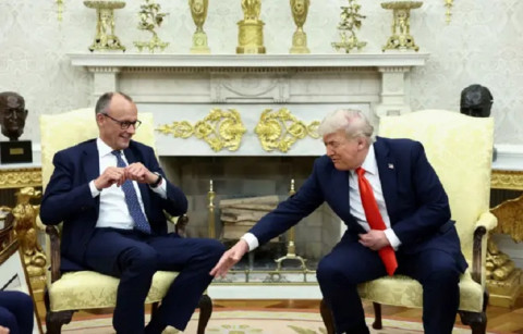 Trump, Germany's Merz kick off friendly meeting with talks on Ukraine and trade