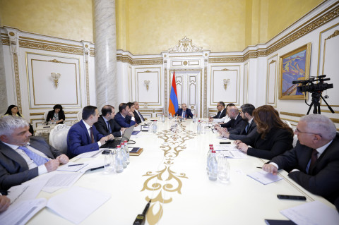Վարչապետի գլխավորությամբ քննարկվել են հարկային քաղաքականությանն առնչվող հայեցակարգային հարցեր