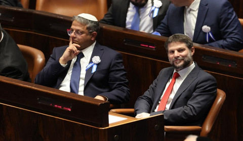 Five countries impose sanctions on two Israeli ministers