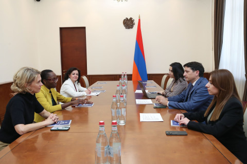 ՀՀ ֆինանսների նախարարը և ՀԲ տարածաշրջանային տնօրենը արձանագրել են համագործակցության հաջող ընթացքը