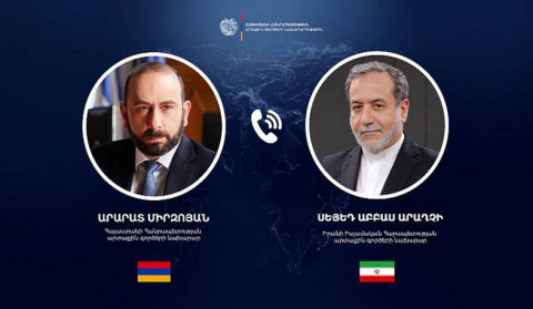 Ararat Mirzoyan Abbas Araqçı ilə telefon danışığı aparıb