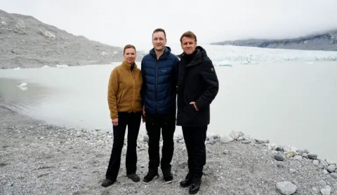 Macron expresses support for Greenland's sovereignty
