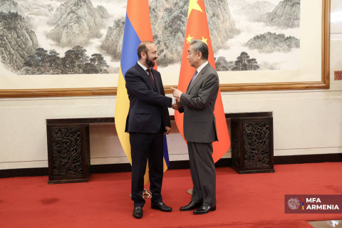 Մենք պատրաստ ենք Հայաստանի հետ ամրապնդել մեր բարեկամությունը. Չինաստանի ԱԳ նախարար