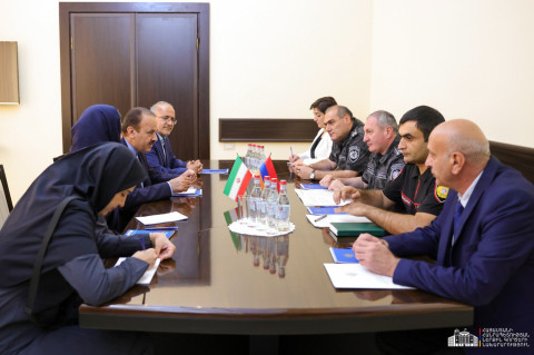 Քննարկվել են անդրազգային հանցավորության դեմ պայքարի շրջանակում համագործակցության վերաբերյալ հարցեր․ ՆԳՆ ոստիկանության պետն ընդունել է ԻԻՀ փոխդեսպանին