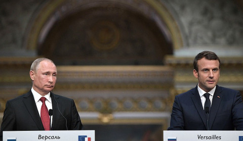 Putin and Macron discuss Middle East and Ukraine in phone call