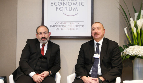 Նիկոլ Փաշինյանը ոչ պաշտոնական հանդիպում է ունեցել Իլհամ Ալիևի հետ