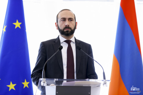 Biz Ermənistan-ABŞ strateji tərəfdaşlığının möhkəmlənməsini gözləyirik: XİN rəhbəri