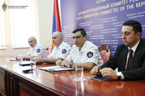 Հակակոռուպցիոն կոմիտեի նախագահն անձնակազմին է ներկայացրել իր նորանշանակ տեղակալին