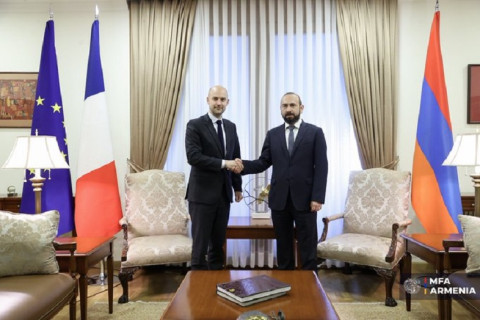 My warmest wishes to France on occasion of July 14th: Mirzoyan