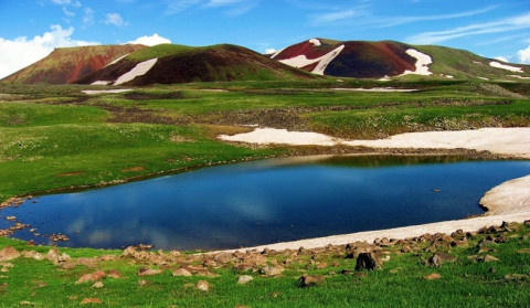 Փրկարարներն ու բժիշկներն օգնության են հասել Աժդահակի արևելյան ստորոտին ոտքի վնասվածք ստացած արշավականին