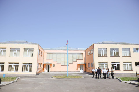 Գեղարքունիքի մարզպետն այցելել է Երանոս գյուղի հիմնանորոգված ու նորաբաց մանկապարտեզ