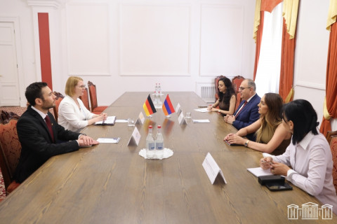 Vladimir Vardanyan meets with Ambassador Extraordinary and Plenipotentiary of Germany to our country