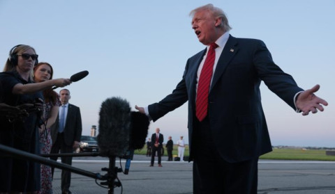 Трамп снова пригрозил ввести санкции против России