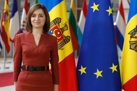 Майя Санду поздравила Армению и Азербайджан