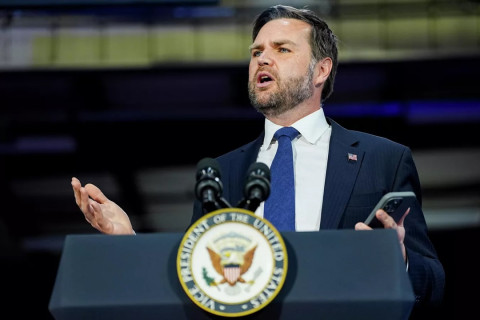 US halts funding for Ukraine conflict